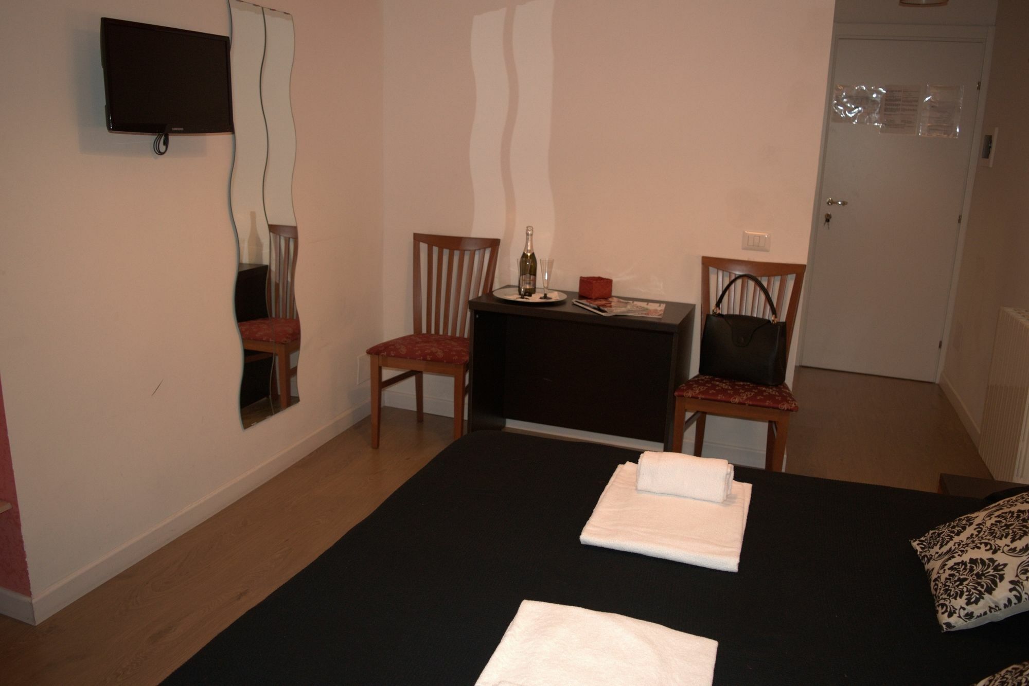 Julius Caesar Home Rome Extérieur photo