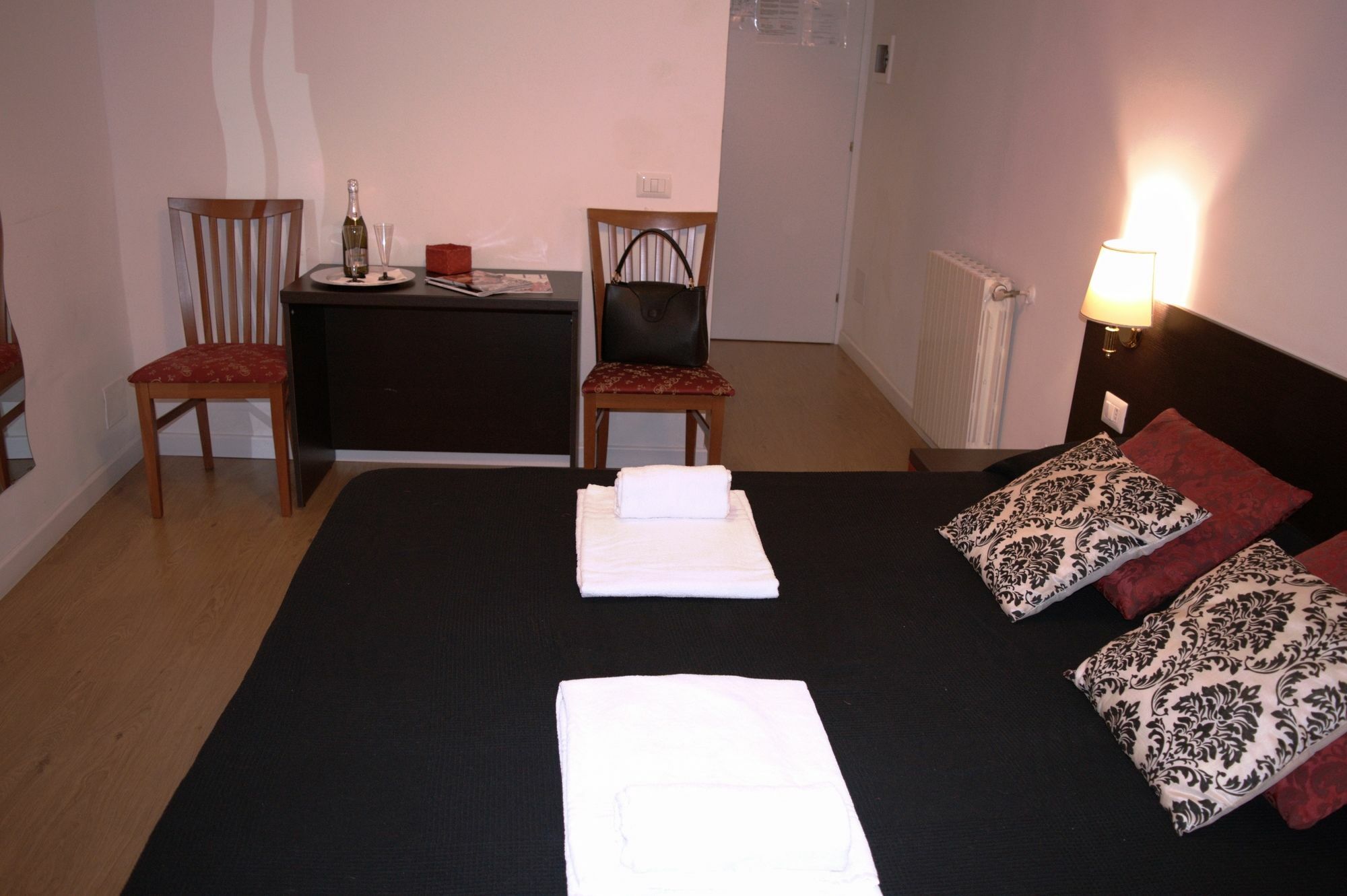 Julius Caesar Home Rome Extérieur photo
